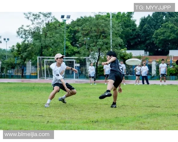 成都飞盘队与广州飞盘队赛后分析：个人能力对比与表现评估