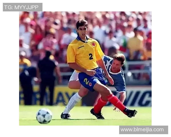 被误解与低估的足球巨星背后的真实故事与奋斗历程